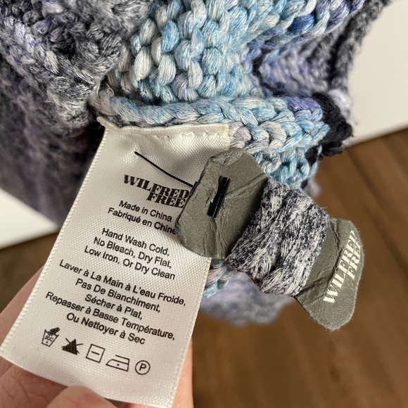 Wilfred Free sweater vest, size S, NWOT - Picture 3 of 4
